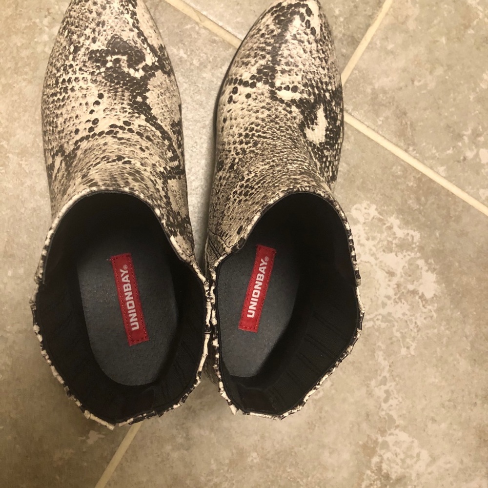 Booties - Picture 3 of 3